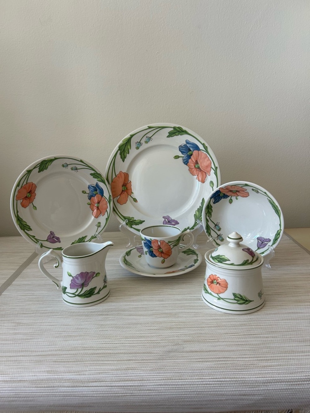 Rare Villeroy & Boch AMAPOLA 5pc service for 4 Floral Porcelain Dinnerware.